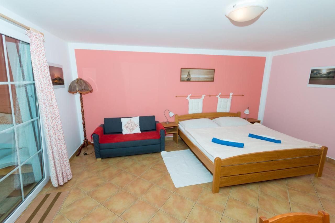 Apartments U Jezera Černá Černá v Pošumaví Exterior foto